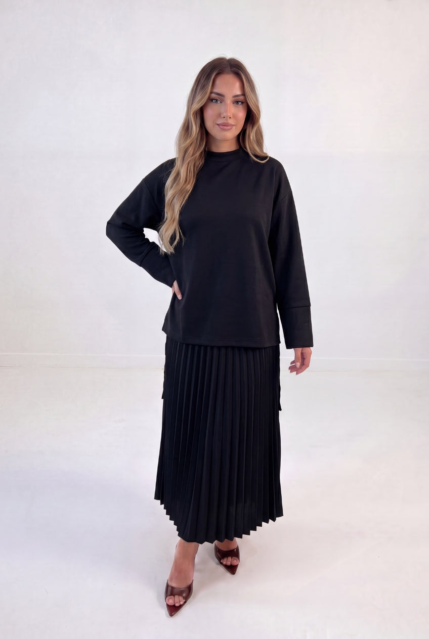 Sweat Top Pleat Skirt Set