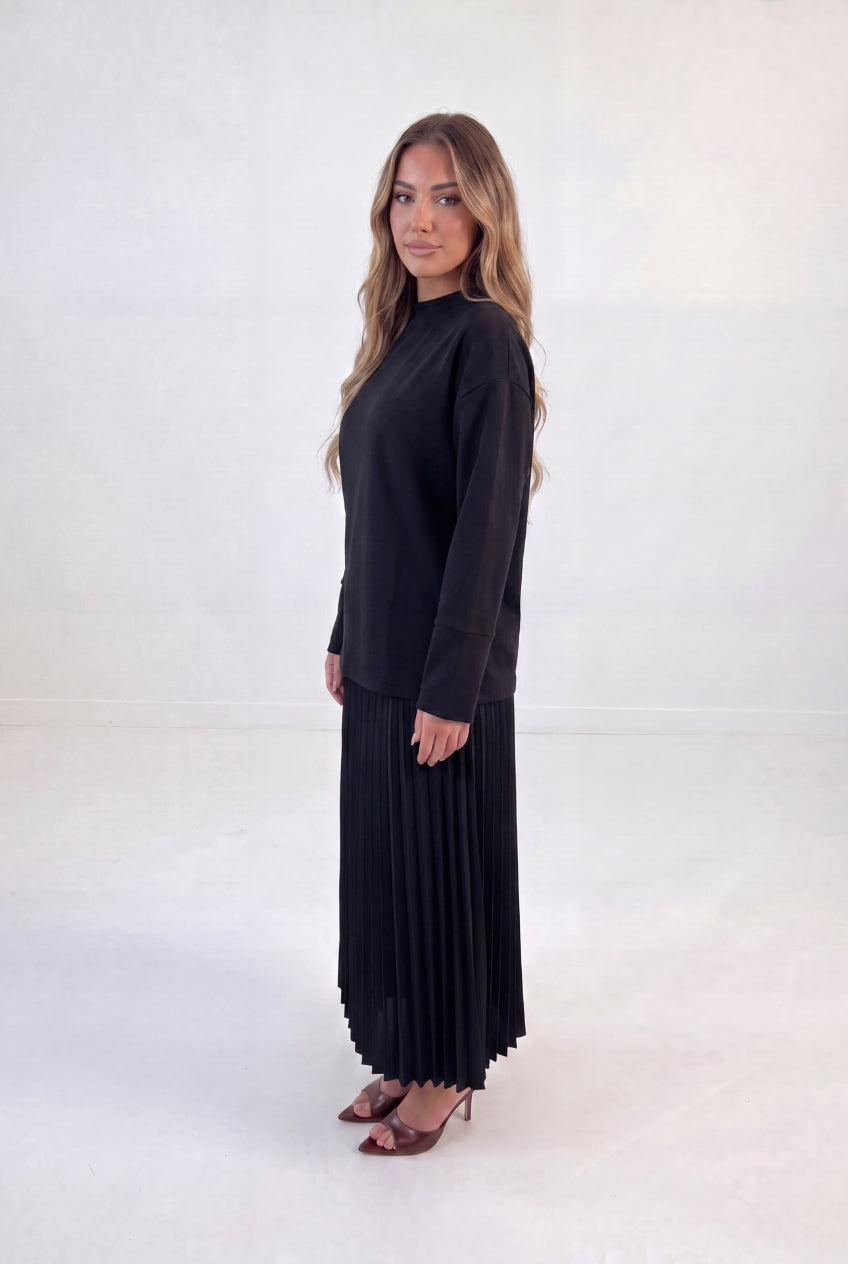 Sweat Top Pleat Skirt Set